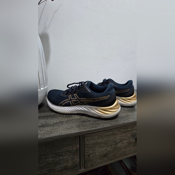 Asics Women's Gel Excite 8 Running Shoe Navy and Gold Size 10 - Picture 6 of 7